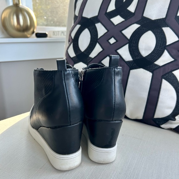 Mia Wedge Black Shoes Size 7.5 - Picture 4 of 6